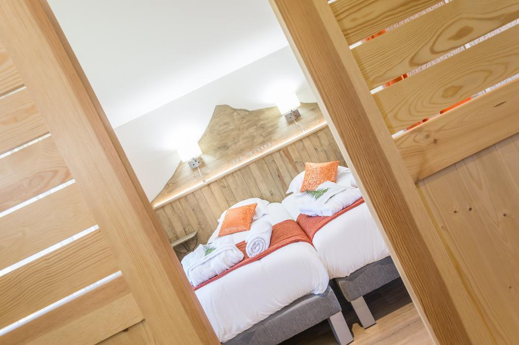 Logis Hotel Le Relais Du Bois Vialotte لا شامبون-سر-لينغون المظهر الخارجي الصورة