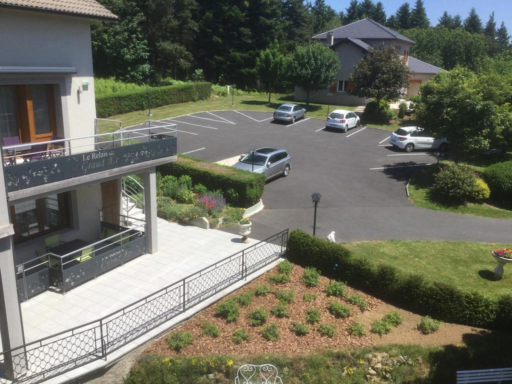 Logis Hotel Le Relais Du Bois Vialotte لا شامبون-سر-لينغون المظهر الخارجي الصورة