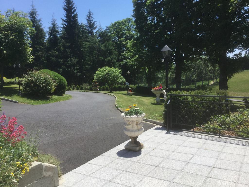 Logis Hotel Le Relais Du Bois Vialotte لا شامبون-سر-لينغون المظهر الخارجي الصورة